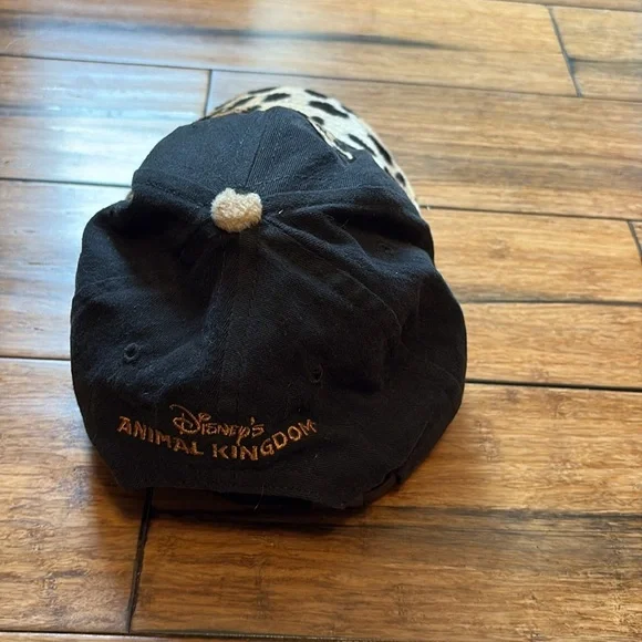 Disney World Animal Kingdom Mickey Mouse Hat Leopard Print Cap adult size - Picture 5 of 8